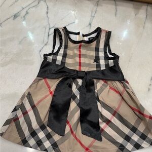 Burberry Kids Dress in Classic Plaid with Black Bow